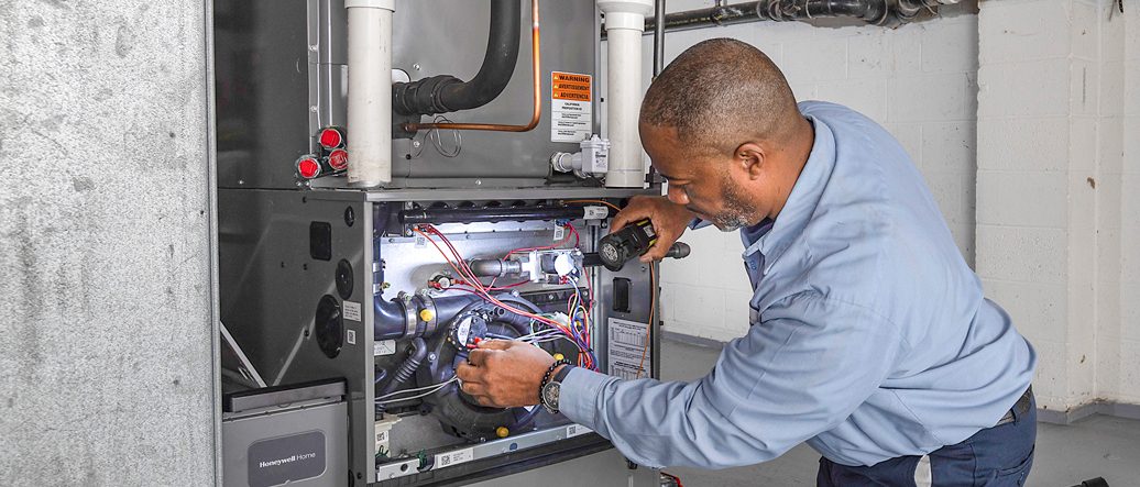 Heat pump maintenance technician Etobicoke