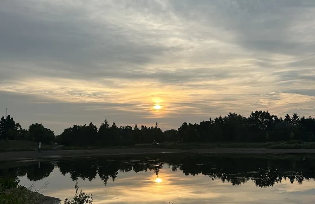 Etobicoke waterfront trail sunset